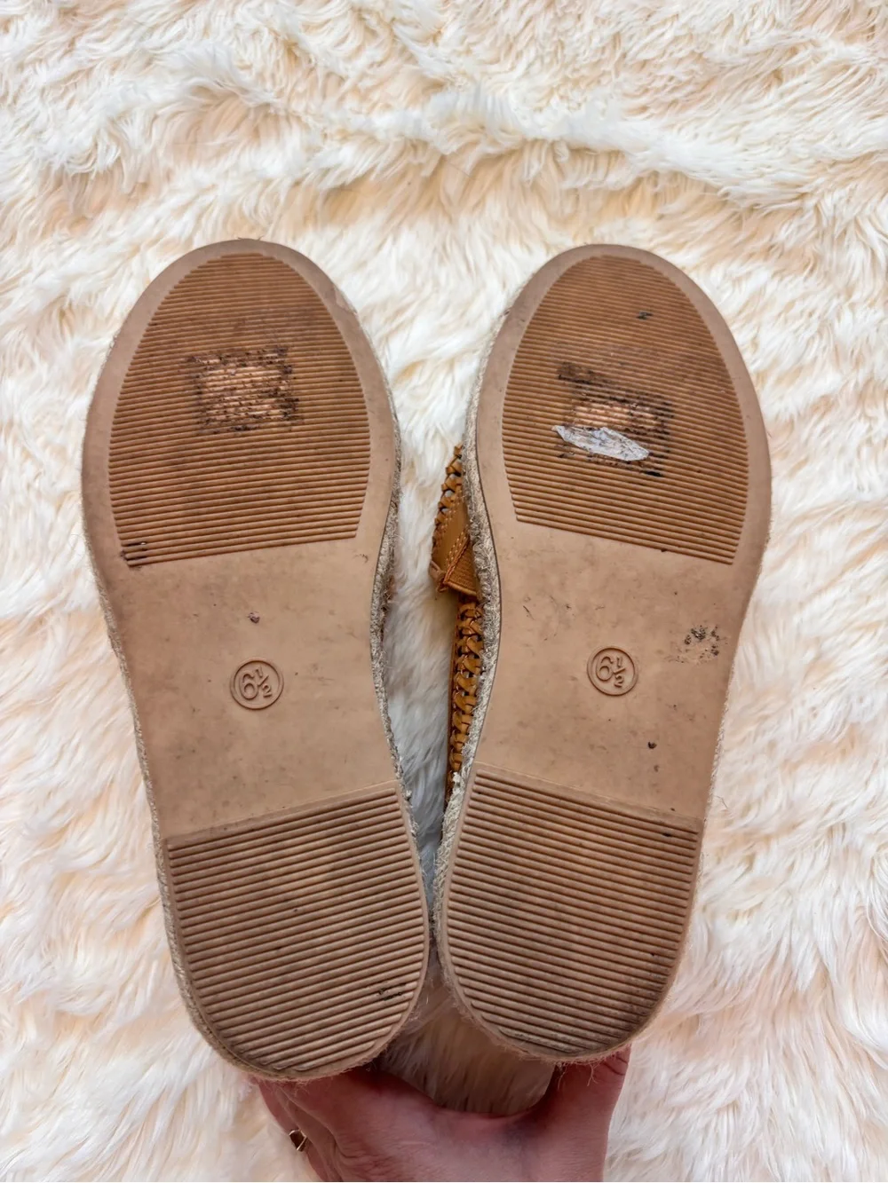 Universal Thread Rita Tan Woven Slip-On Espadrille Flats Women’s 6.5
